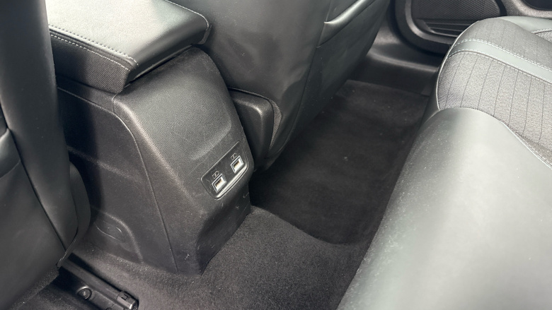 Peugeot 208 1.2 PureTech 100 Allure Premium 5dr EAT8 Petrol Hatchback